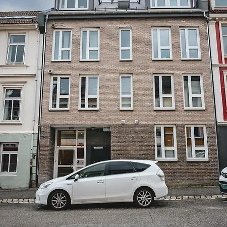 Modern Comfort In The Heart Of Апартаменти Берген