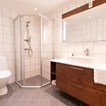 Modern Comfort In The Heart Of * ברגן