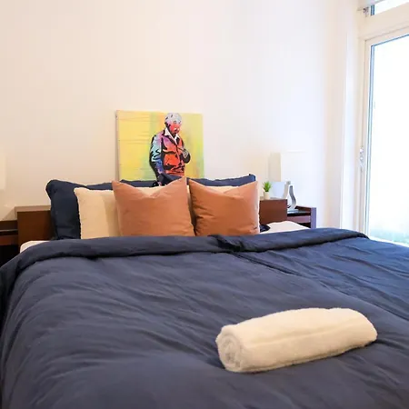 Modern Comfort In The Heart Of アパート ベルゲン