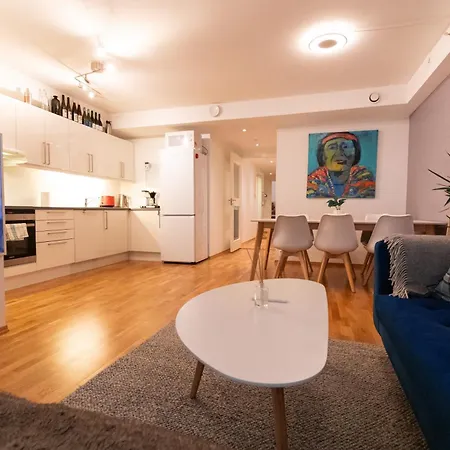 شقة Modern Comfort In The Heart Of برغن